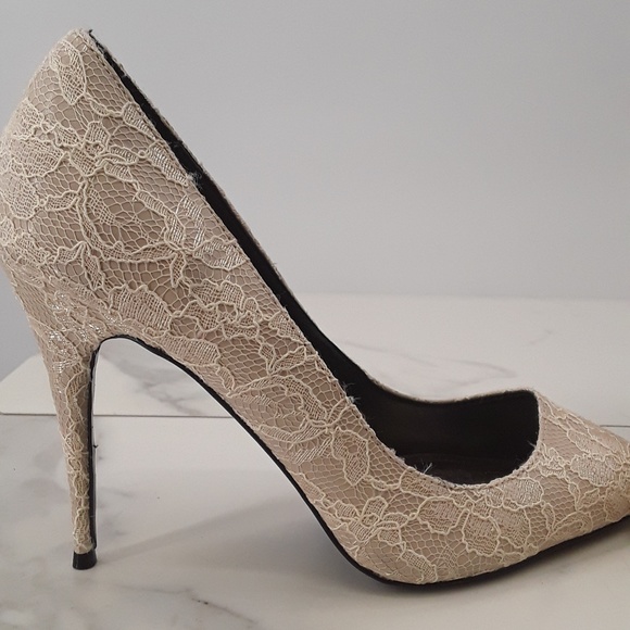 NWT LEL cream lace shoe - Picture 1 of 7